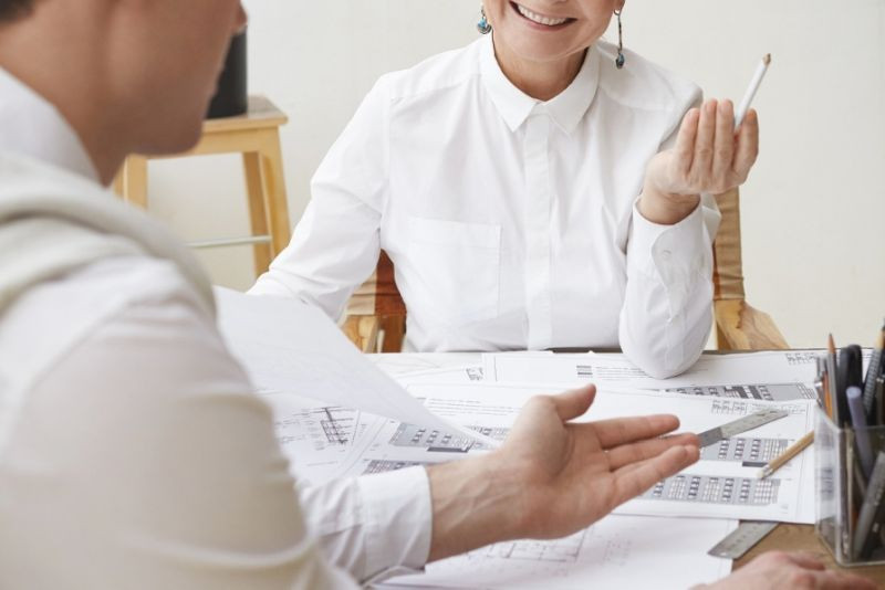 Spowolnienie na rynku pracy. Kandydaci wskazują na brak ofert i niskie płace